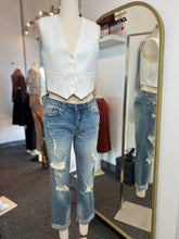 Load image into Gallery viewer, Alice Distressed Denim Mom Jeans