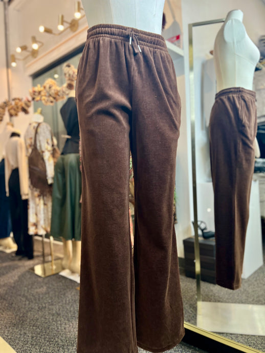 Genevie Brown Elastic Waist Velour Sweatpants
