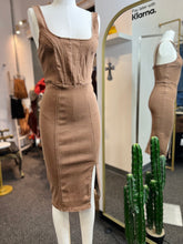 Load image into Gallery viewer, Isabella Stretchy Square Neck Denim Dress