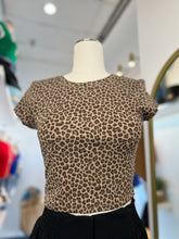 Load image into Gallery viewer, Betty Animal Print Ribbed Crop Top