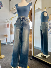 Load image into Gallery viewer, Helen High rise Stretchy Denim Jean