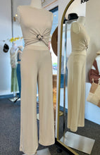 Load image into Gallery viewer, Chantelle Ivory 2 Piece Set