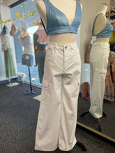 Load image into Gallery viewer, Angelica High Rise Skater Jeans