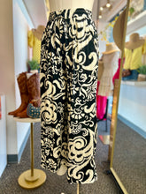 Load image into Gallery viewer, Teresa Black and White Abstract Flowy Pants