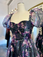 Load image into Gallery viewer, Abigail Black Flowy Floral Maxi Dress