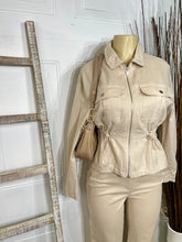 Load image into Gallery viewer, Tianna Linen Blend Zipper Trench Top