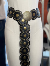 Load image into Gallery viewer, Brianda Bronze/Brown Adjustable Western Flora Hammered Buckle Belt