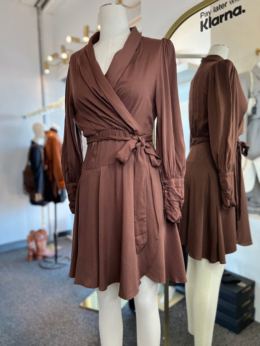 Melissa Brown Long Sleeve Flowy Surplice Dress