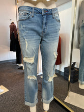 Load image into Gallery viewer, Alice Distressed Denim Mom Jeans