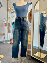 Load image into Gallery viewer, Stacy Strech Denim High Rise Straight Jeans