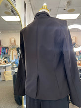 Load image into Gallery viewer, Serena Cropped Blazer Functional Button