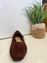 Load image into Gallery viewer, Mary Jane Brown Suede Flats