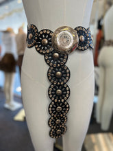 Load image into Gallery viewer, Vanessa Black/Gold Flora Western Belt
