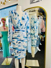 Load image into Gallery viewer, Mariah Floral Blue Rushed Long Sleeve Short Dress
