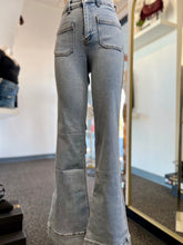 Load image into Gallery viewer, Brooke Denim Wide Leg Stretchy Front Pocket Jeans