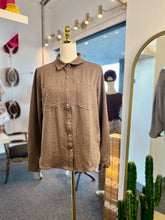 Load image into Gallery viewer, Janice Long Sleeve Button Up Blouse