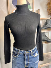 Load image into Gallery viewer, Cynthia Black, Off White, Redwood, Turtleneck Long Sleeve Sweater