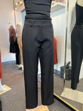 Load image into Gallery viewer, Dariana Black Straight Pants
