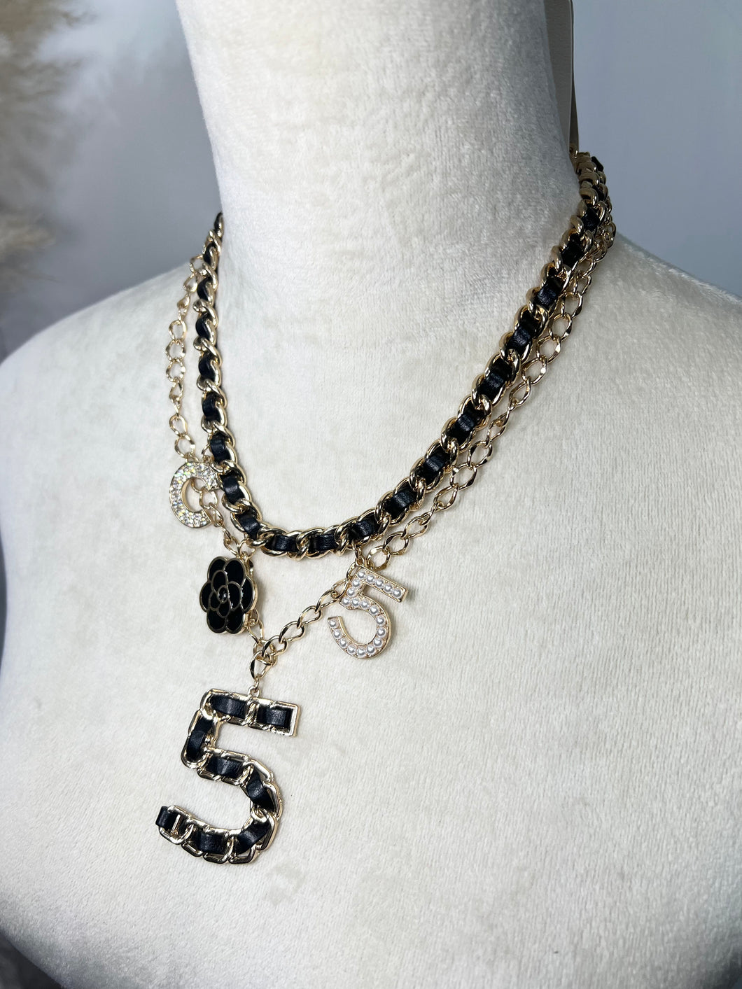 Olivia Black Gold 2-1 Necklace