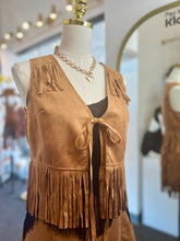 Load image into Gallery viewer, Alexxa Western Boho Cowgirl Tassel Midi Vest