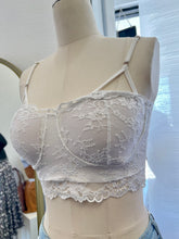 Load image into Gallery viewer, Alice White Lace Padded Bralette