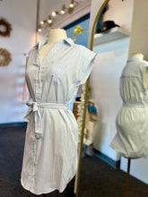Load image into Gallery viewer, Jackie Light Blue and White Short Sleeve Midi Shirtdress