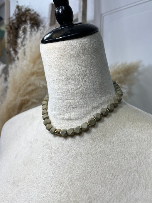 Violet Olive Wooden Necklace