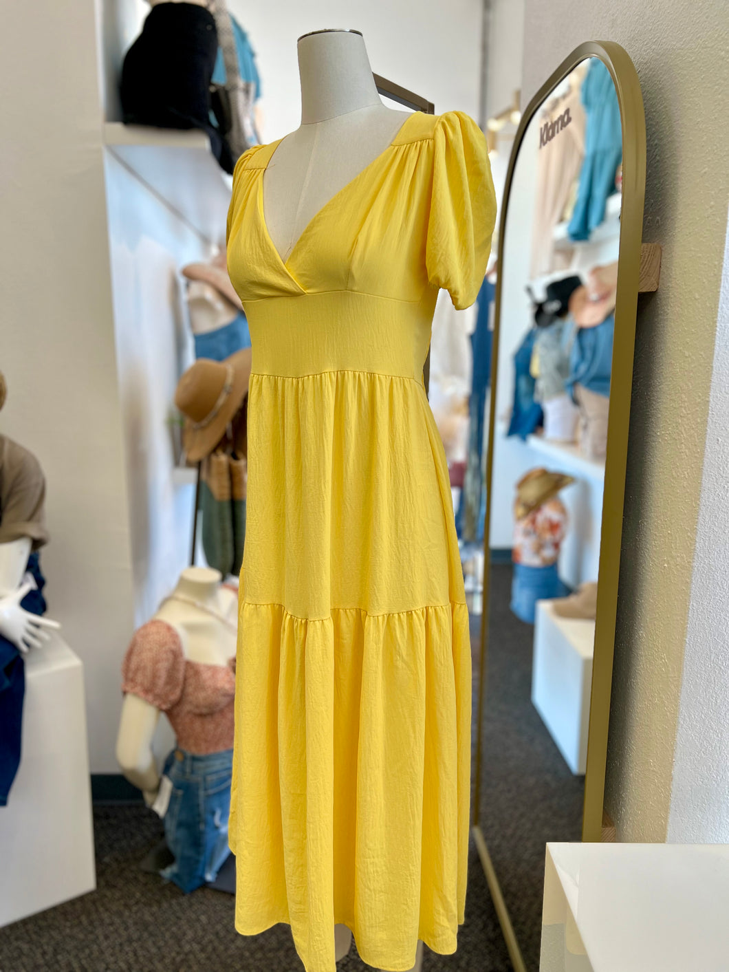 Vivian Yellow or Black Open Back Flowy Midi Dress L / Black / 100% Polyester Vivian Yellow or Black Open Back Flowy Midi Dress L / Black / 100% Polyester