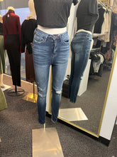 Load image into Gallery viewer, Vianney Vintage Style High Rise Ankle Skinny Jeans