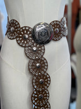 Load image into Gallery viewer, Vanessa Brown/Silver Flora Western Belt