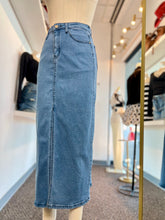Load image into Gallery viewer, Jaylene Denim Mid Length Stretchy Skirt