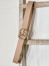 Load image into Gallery viewer, Karina Beige Leather and Letter Pearls Belt