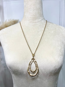 Lisa Gold Drop Necklace