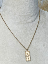 Load image into Gallery viewer, Eva Gold Evil Eye Hammered Necklace