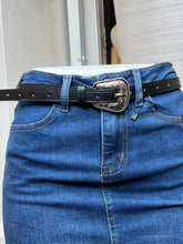 Load image into Gallery viewer, Cecilia Black &amp; Silver Detail Buckle Belt