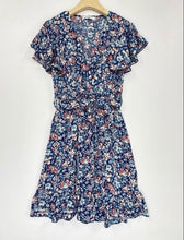 Load image into Gallery viewer, Lilian navy Floral Short Sleeve Back Tie Midi Dress