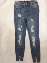 Load image into Gallery viewer, Susan Distressed Denim Ankle Skinny Jeans