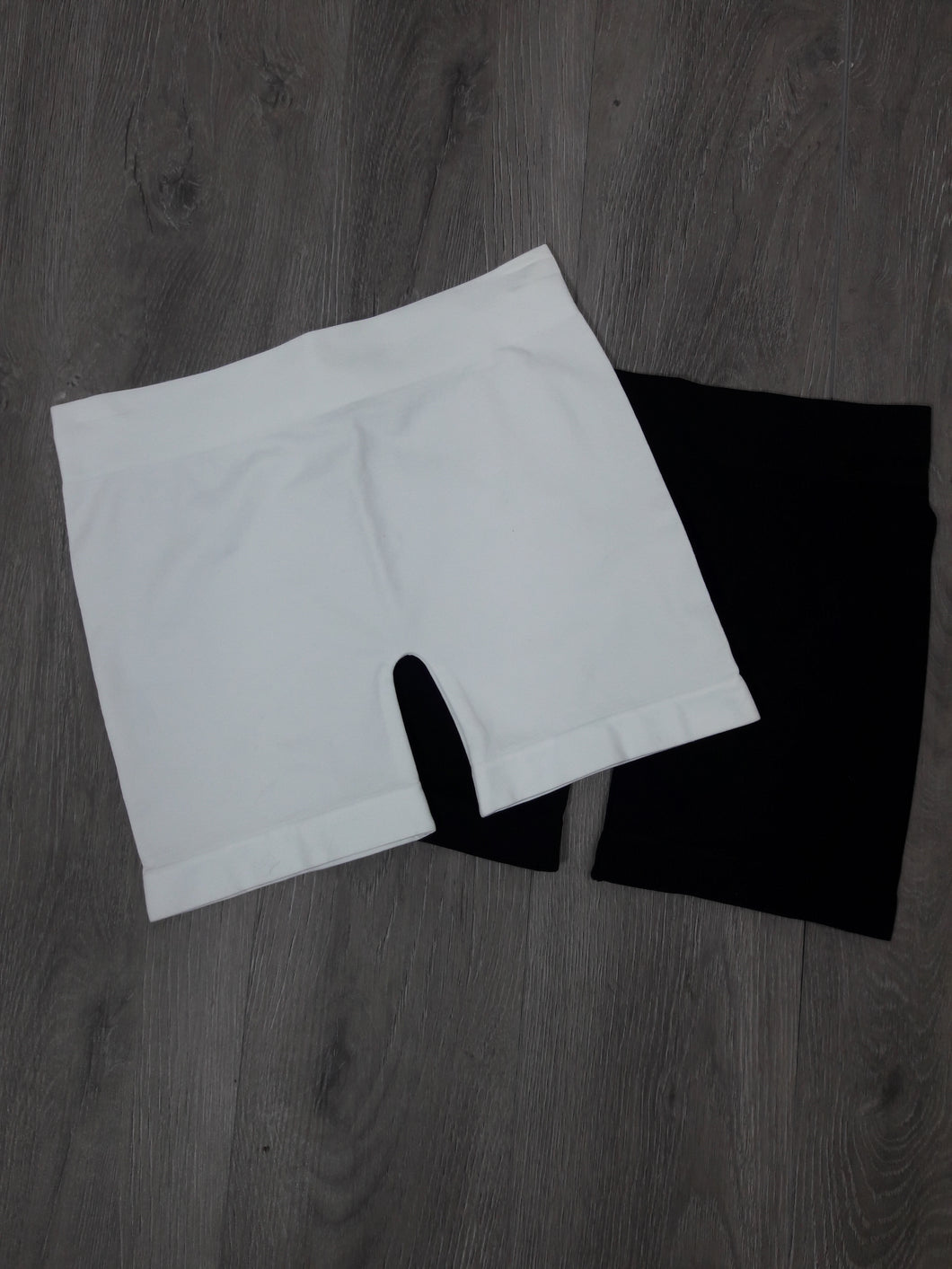 Terry Black Or White Stretchy Botton Shorts