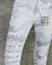 Load image into Gallery viewer, Pencil Sketch Camo Print Crinkle Jogger w/ Sequin Patches