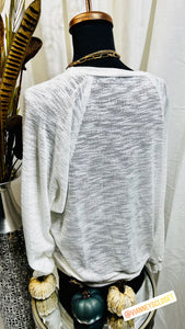 White Breathable Knit Long Sleeve with Round Neckline Top