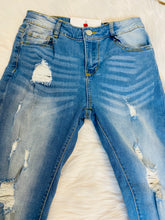 Load image into Gallery viewer, Denim Distressed Jeans