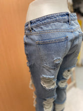 Load image into Gallery viewer, Alissa Distressed Boyfriend Jeans