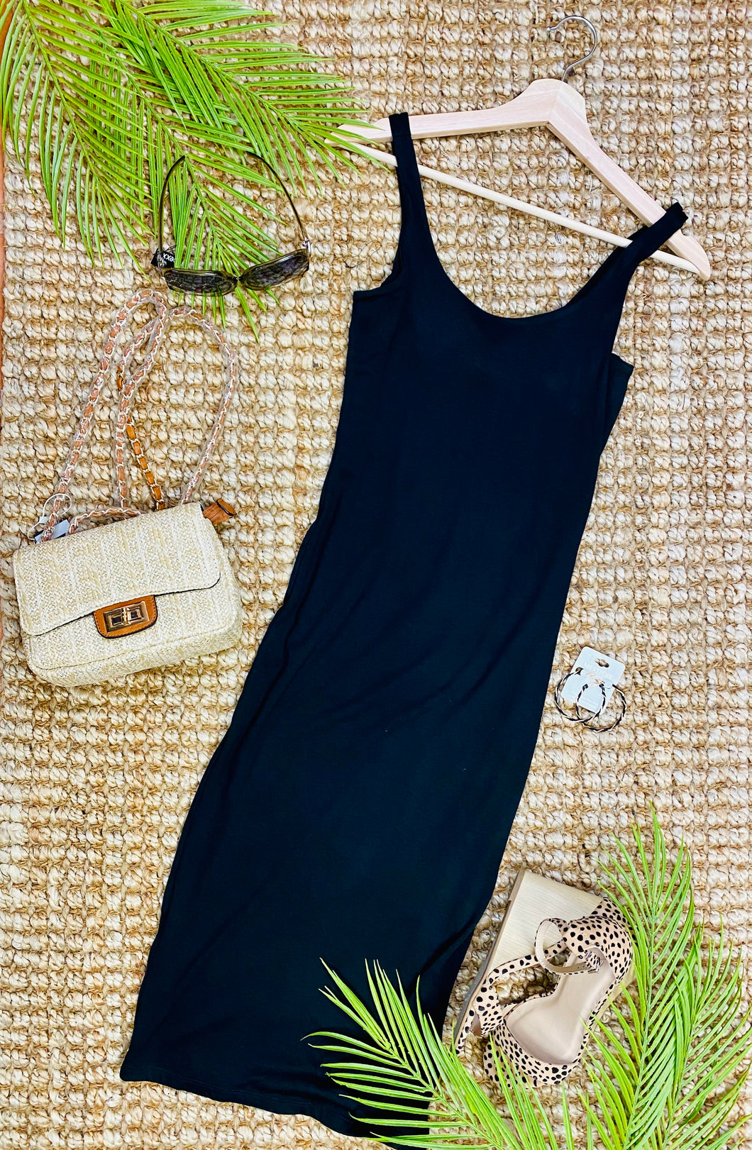 Basic Double lined Stretchy Black Dress