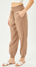 Load image into Gallery viewer, Celia Camel Linen Blend Smocked Waist Pants